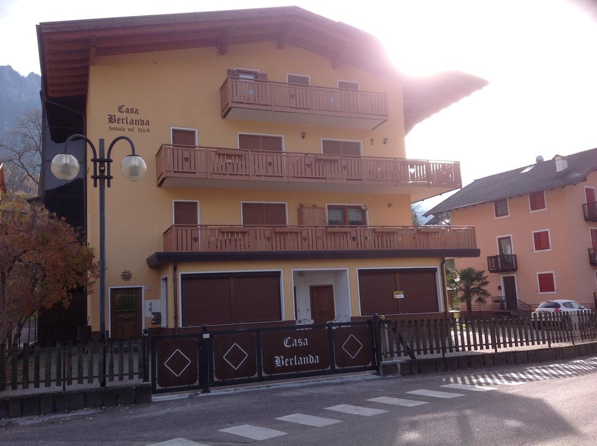 Casa Berlanda Daire Fiera Di Primiero Dış mekan fotoğraf
